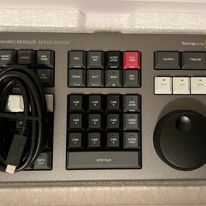 NEW Blackmagic Design DaVinci Resolve Speed Editor Keyboard Panel - No Software